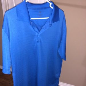 Men’s XL Pro Tour golf shirt.